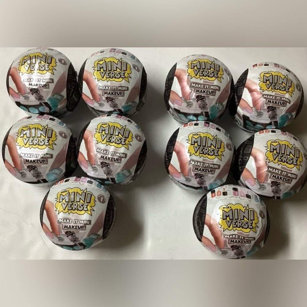 TEN/ MGA's Miniverse Make It Mini Makeup Series 1 Mini Collectibles
